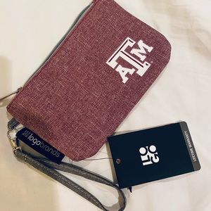 Texas A&M Maroon Wristlet NWT